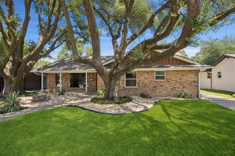 6970 Walling Ln, Dallas, TX 75231
