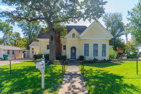 330 E Mcneill St, Stephenville, TX 76401