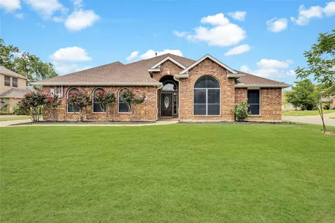 1425 San Marino Ln, Denton, TX 76210