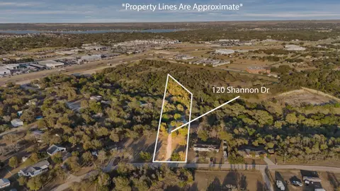 120 Shannon Dr, Hudson Oaks, TX 76087
