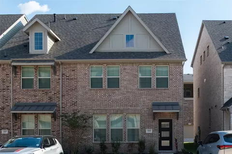 3533 Treasure Dr, Plano, TX 75074