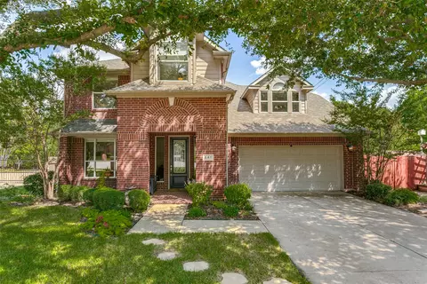 541 Austin Oaks Dr, Grapevine, TX 76051