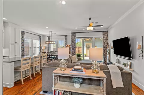 Living - 609 E Wall St, Grapevine, TX 76051 photo 1 of 6