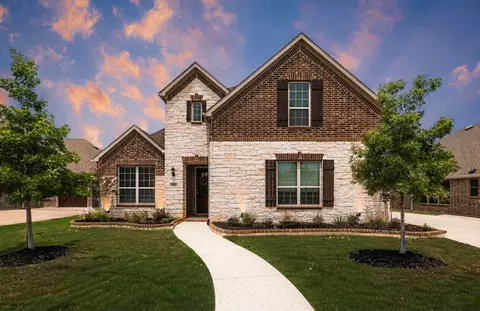 8109 Shadow Wood Dr, North Richland Hills, TX 76182