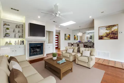 12525 Montego Plz, Dallas, TX 75230