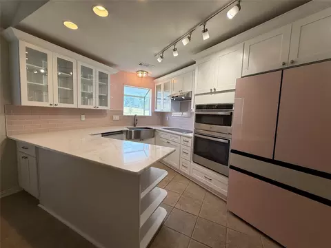 247 Sunshine Trl, Van Alstyne, TX 75495