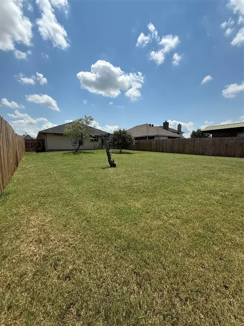 Exterior - 10226 Condor Loop, Waco, TX 76708 photo 4 of 5