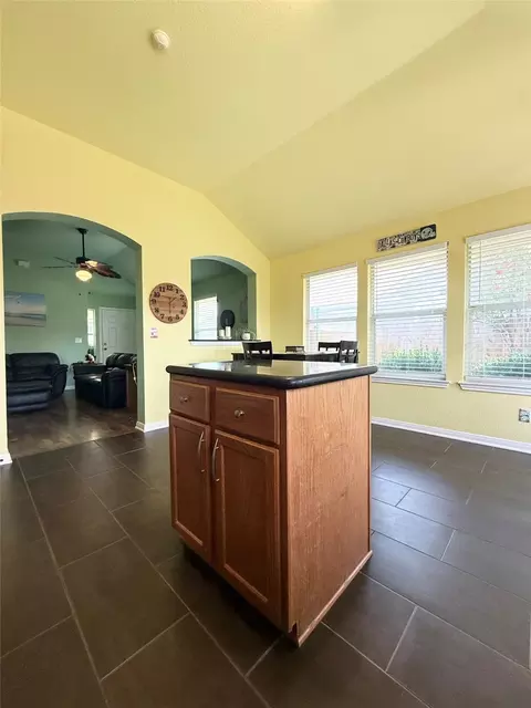 Kitchen - 10226 Condor Loop, Waco, TX 76708 photo 5 of 8