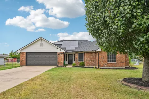 417 Bluebonnet Ln, Red Oak, TX 75154