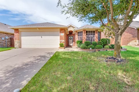 4016 Eric Dr, Heartland, TX 75126