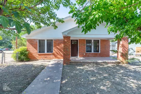 1118 S 15th St, Abilene, TX 79602