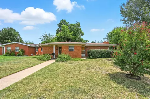 2450 Cambridge Dr, Irving, TX 75061