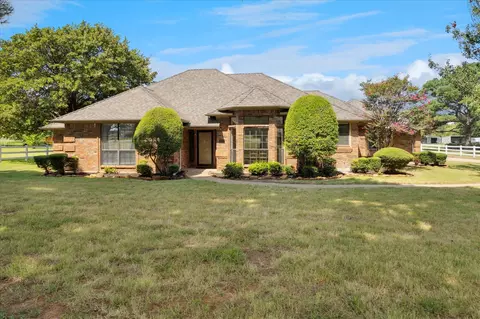 4990 Eden Rd S, Mansfield, TX 76063
