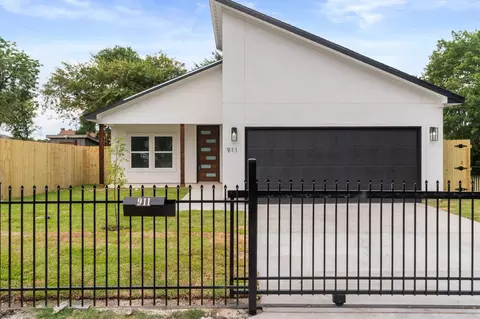 911 18th St, Dallas, TX 75216