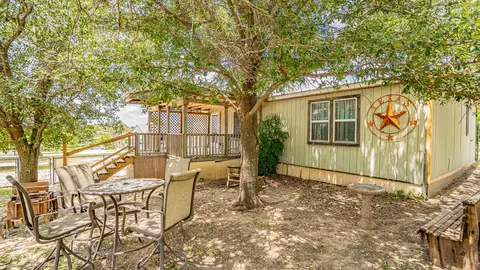 5483 Sun Meadow Cir, Granbury, TX 76049