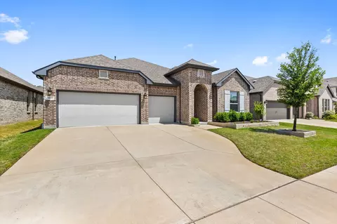 Exterior - 1664 Sheldon Dr, Forney, TX 75126 photo 4 of 6