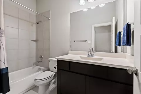 Bath - 1664 Sheldon Dr, Forney, TX 75126 photo 1 of 4