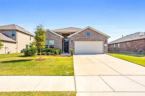 529 Dunster Ln, Saginaw, TX 76131
