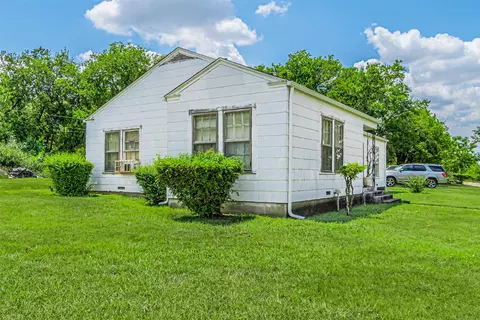 2524 Fairway Dr, Fort Worth, TX 76119