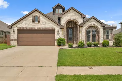 1624 Irene Dr, Crowley, TX 76036