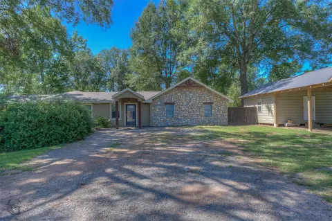 319 Larkin St, Benton, LA 71006