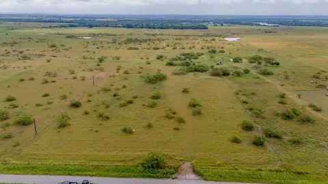 1989 Hopewell Rd, Bellevue, TX 76228