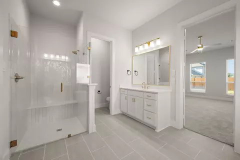 Bath - 5221 Rowlan Row, Midlothian, TX 76065 photo 2 of 4