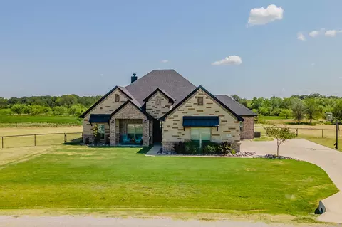 115 Buddy Ct, Millsap, TX 76066