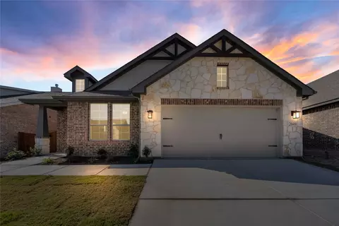 2049 Kelva Dr, Haslet, TX 76052