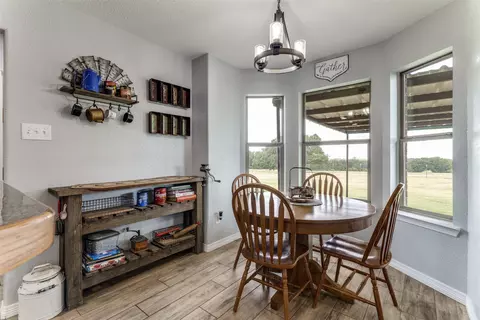 106 Hampton Ln, Springtown, TX 76082 photo 7
