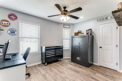 106 Hampton Ln, Springtown, TX 76082 photo 19