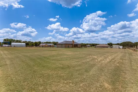 106 Hampton Ln, Springtown, TX 76082 photo 23