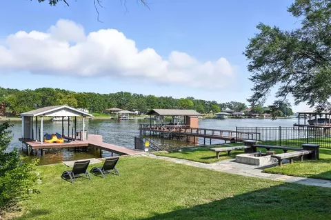 150 Red Bluff Loop, Mabank, TX 75156 photo 9