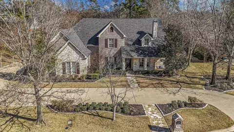 7010 Cherryhill Dr, Tyler, TX 75703