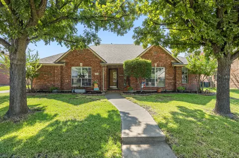 6707 Foxglove Trl, Sachse, TX 75048