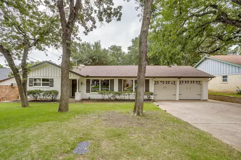 1909 Windlea Dr, Euless, TX 76040