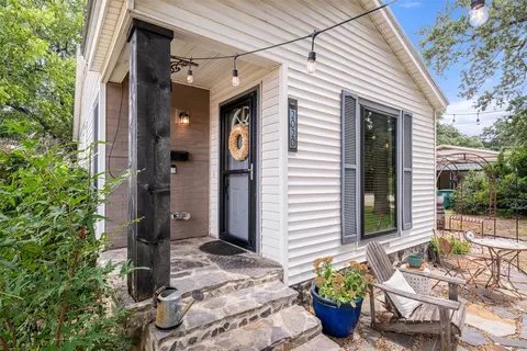 2020 Watauga Ct W, Fort Worth, TX 76111