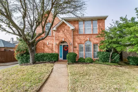 227 Moss Hill Rd, Irving, TX 75063