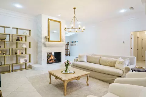 1929 Shadow Trl, Plano, TX 75075