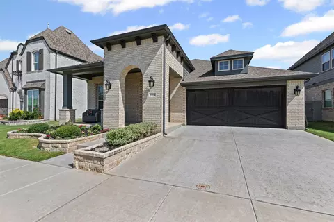 Exterior - 1116 Grassy Ln, Argyle, TX 76226 photo 3 of 6