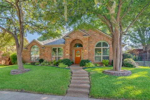 2201 Indian Trl, Rowlett, TX 75088