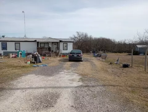 154 Meadowview Ln, Hubbard, TX 76648