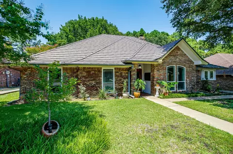 3615 Mckamy Oaks Trl, Arlington, TX 76017