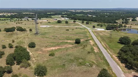 285 Rolling Ranch Blvd, Alvord, TX 76225