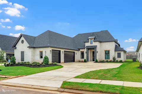 579 Corinth Cir, Bossier City, LA 71111
