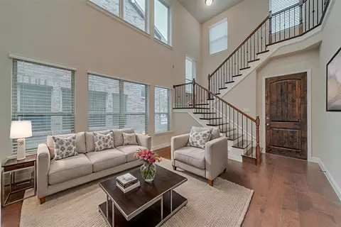 4133 Broadway Ave, Flower Mound, TX 75028