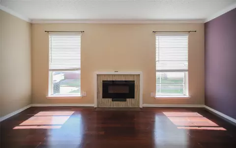 919 S Weatherred Dr #135, Richardson, TX 75080