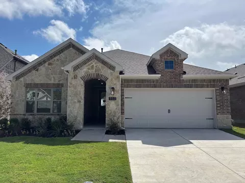 753 Waterhouse Lake Dr, Anna, TX 75409