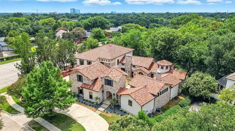 13201 Glad Acres Dr, Farmers Branch, TX 75234