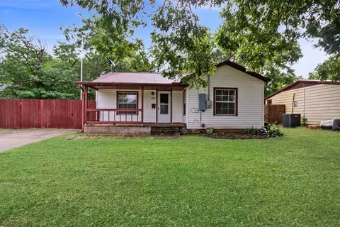 1608 1st Ave, Mineral Wells, TX 76067